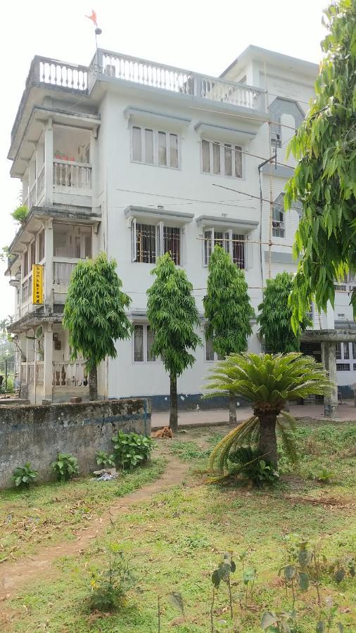 Bunkbread Siliguri Hostel Екстериор снимка